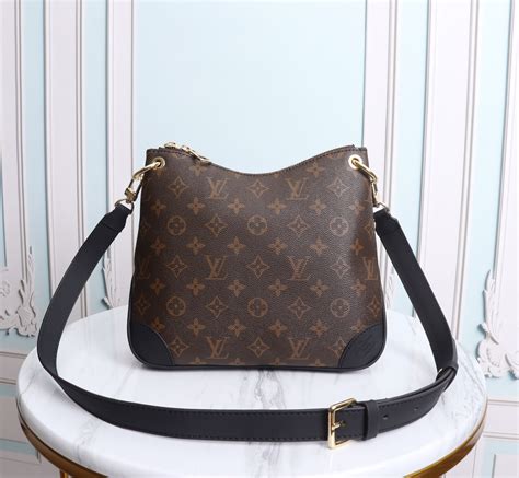 louis vuitton bag price in qatar|louis vuitton women.